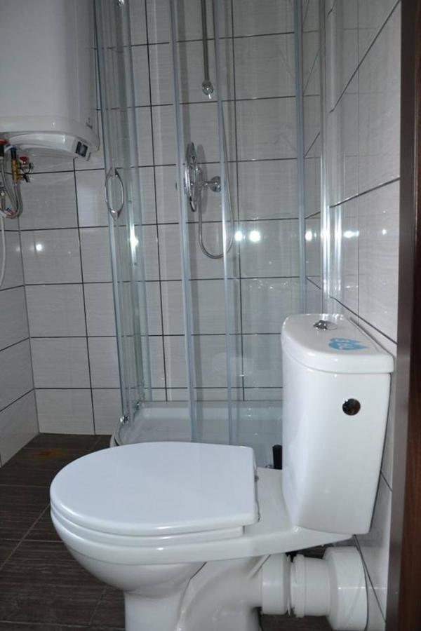 Domki Tanie Spanie Zator Extérieur photo